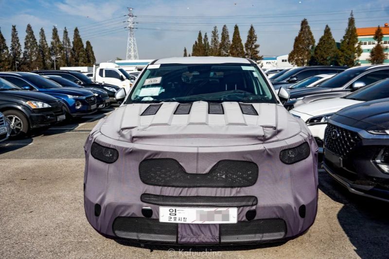 كيا سورينتو 2021 تظهر واجهتها في صورة مسربة كيا سورينتو 2021 تظهر واجهتها في صورة مسربة 1