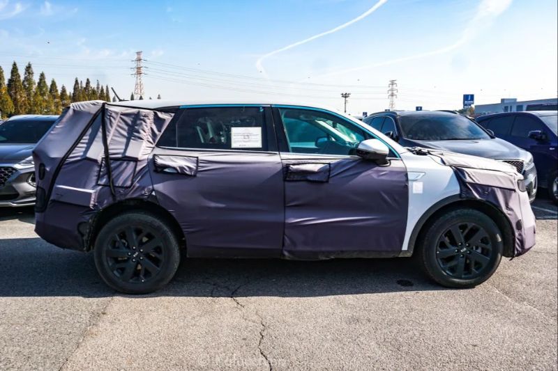 كيا سورينتو 2021 تظهر واجهتها في صورة مسربة كيا سورينتو 2021 تظهر واجهتها في صورة مسربة 4