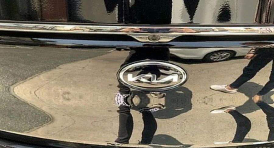 أول نظرة على الشعار الجديد لشركة كيا أول نظرة على الشعار الجديد لشركة كيا 2