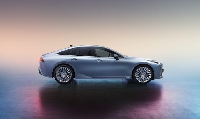 الكشف عن تويوتا ميراي 2021 الجديدة كلياً 5