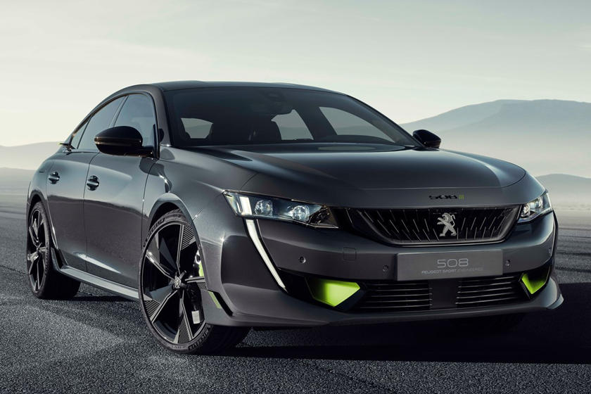 إلى متى سيستمر اسم "كرايسلر" في الشركة الأم "فيات كرايسلر"؟ 5