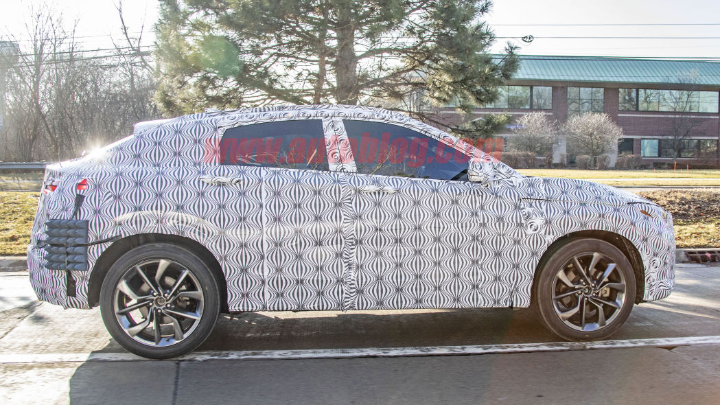 انفينيتي QX55 موديل 2021 تظهر أثناء اختبارها لأول مرة 2