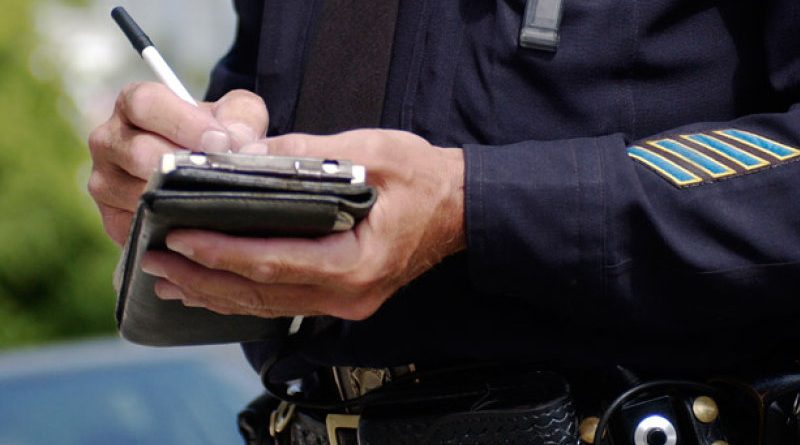 إصدار أغرب مخالفة مرورية لسيارة من "العصر الحجري" إصدار أغرب مخالفة مرورية لسيارة من "العصر الحجري" 2