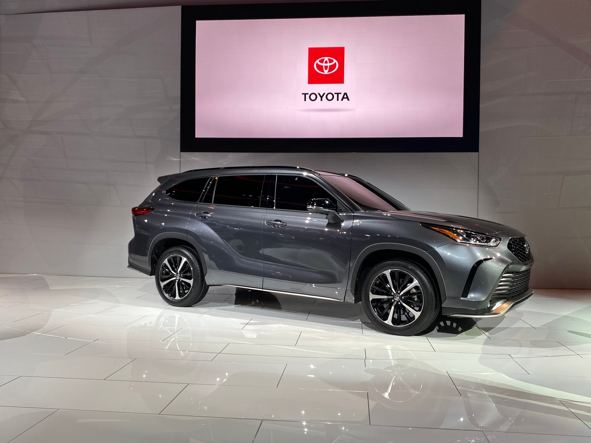 "100 صورة" نظرة على السيارات التي ظهرت في معرض شيكاغو للسيارات 2020 "100 صورة" نظرة على السيارات التي ظهرت في معرض شيكاغو للسيارات 2020 34