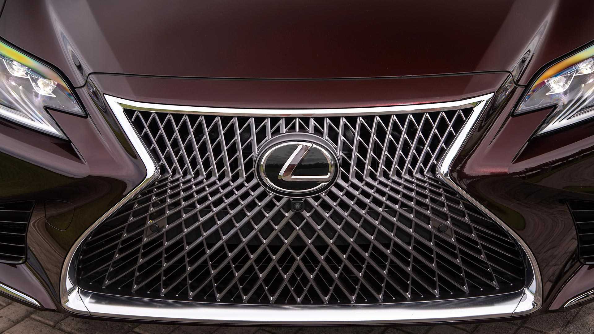 أول المعلومات عن لكزس LS فيس ليفت 2022 8