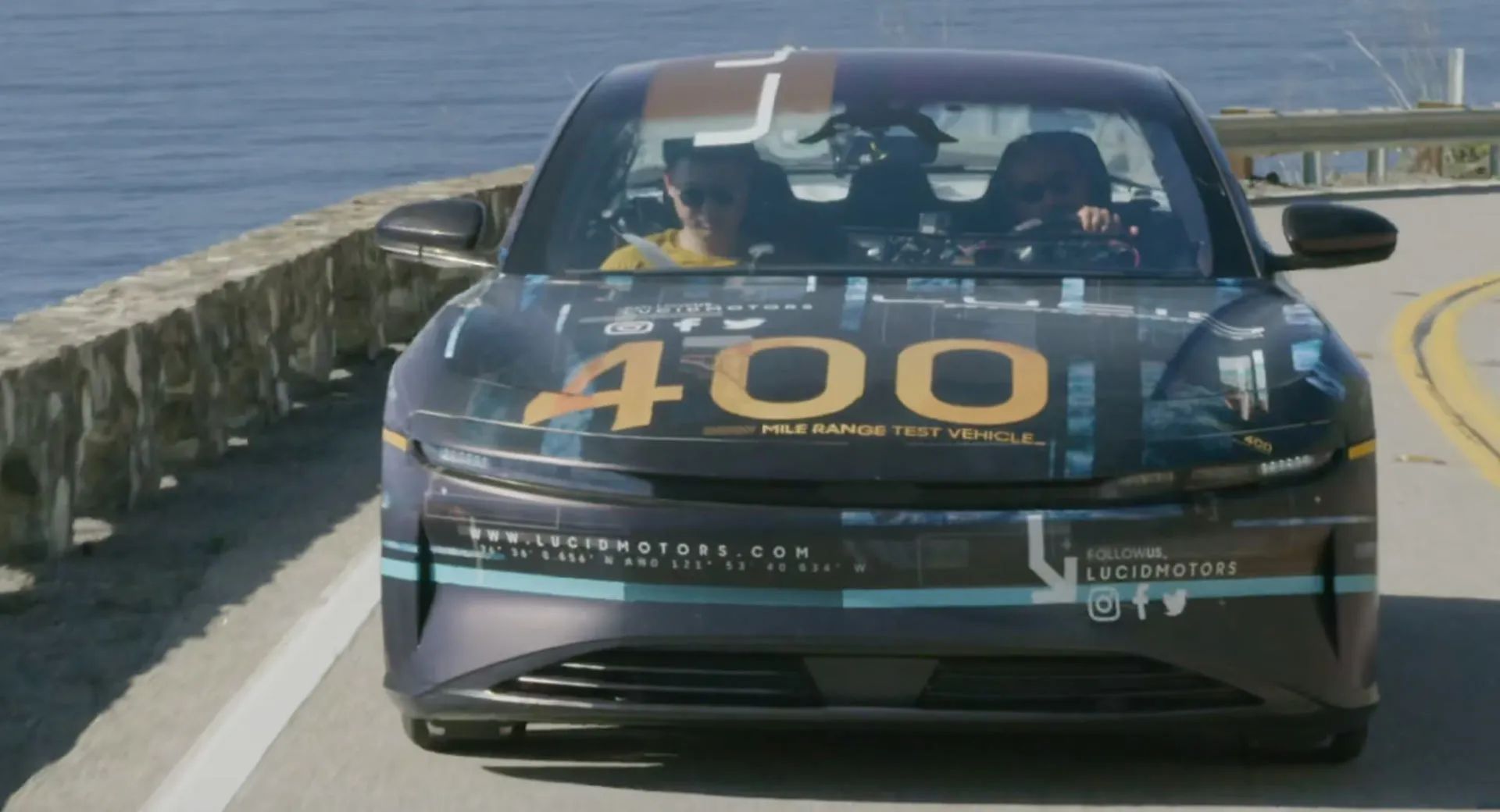 لوسيد اير المدعومة من السعودية تكشف عن مدى سيرها الكهربائي