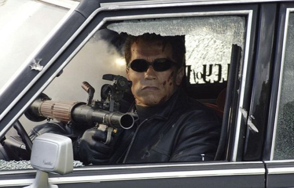 تعرف على أبرز سيارات أرنولد شوارزنيجر “صور”