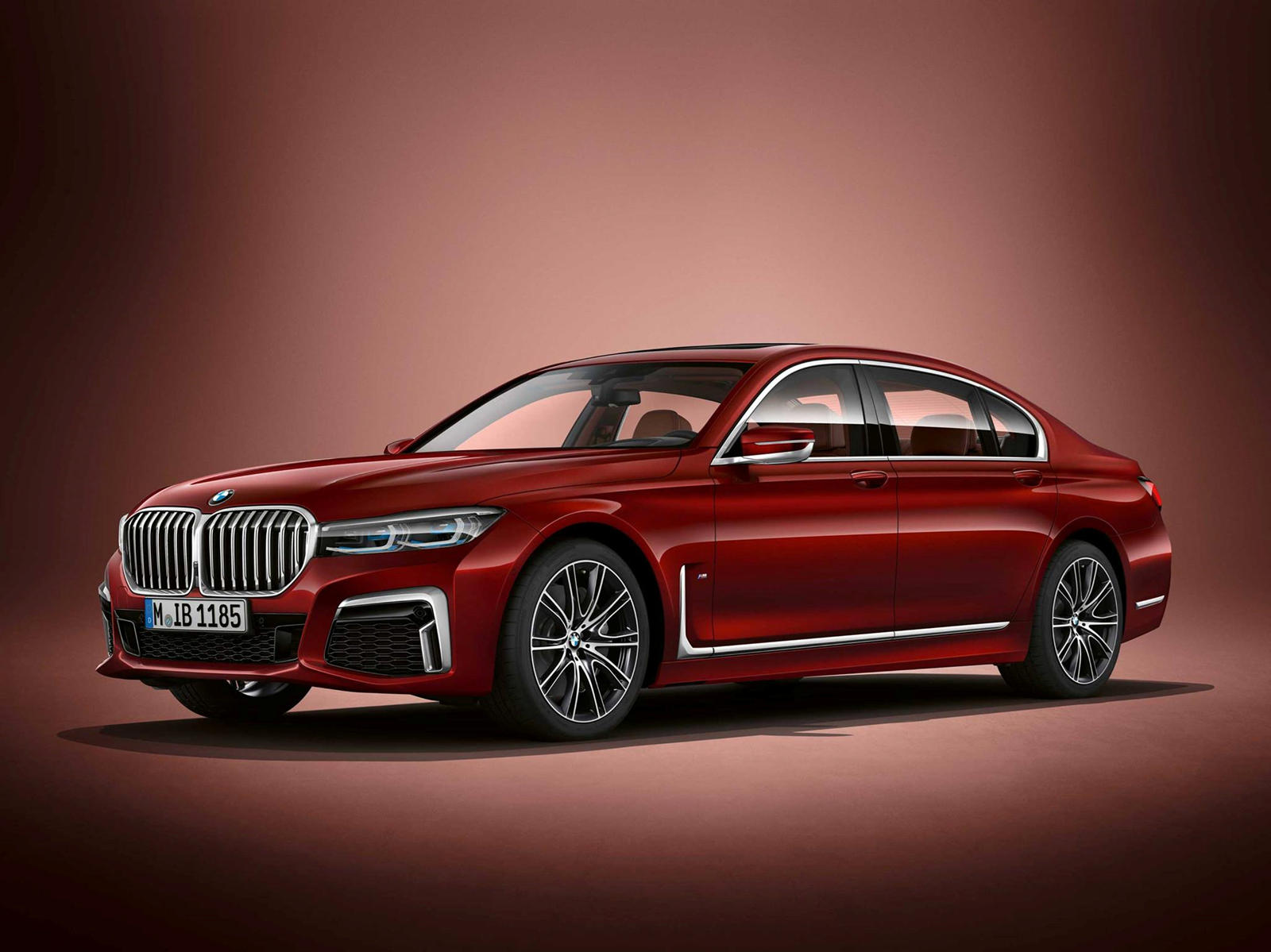 بي ام دبليو ستوقف تصنيع محرك 12 سلندر لهذا السبب