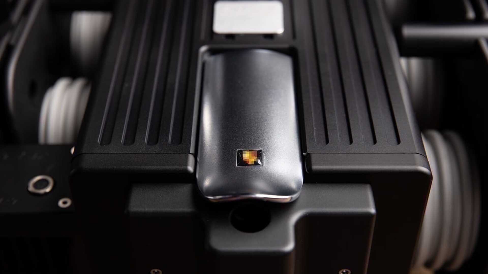 آلة قهوة "إسبريسو" على شكل محرك بورش بسعر 41,300 ريال! 9