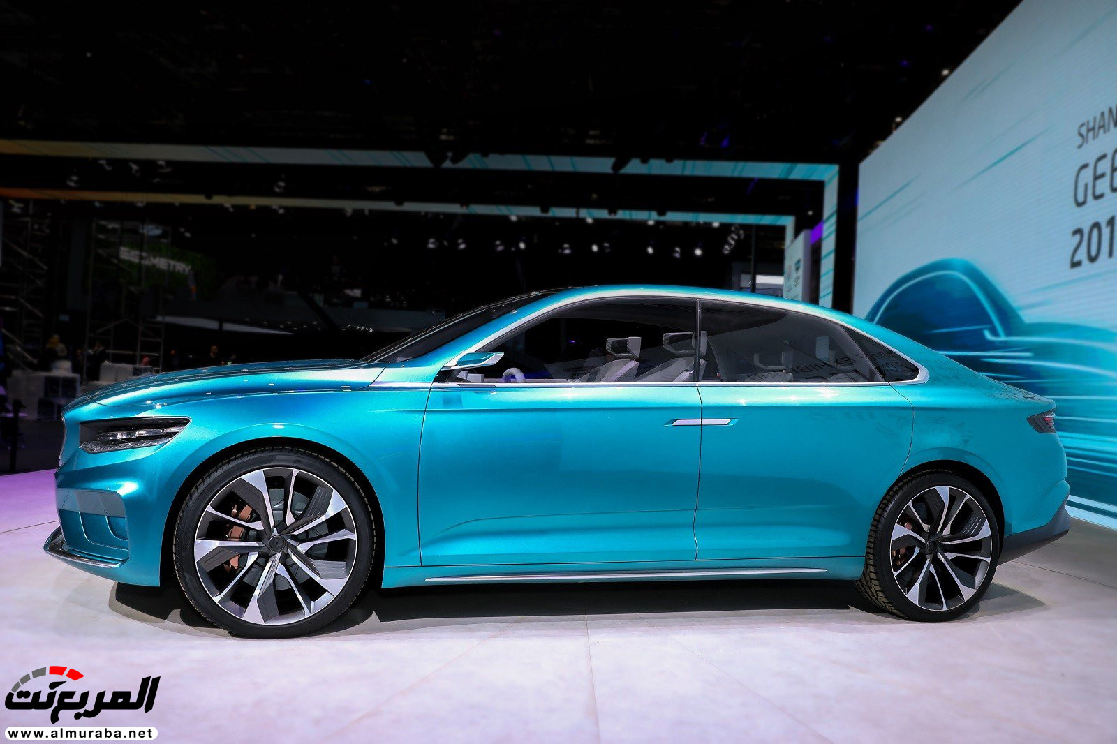 جيلي بريفيس الإنتاجية تظهر أثناء اختبارها بمحرك فولفو 8