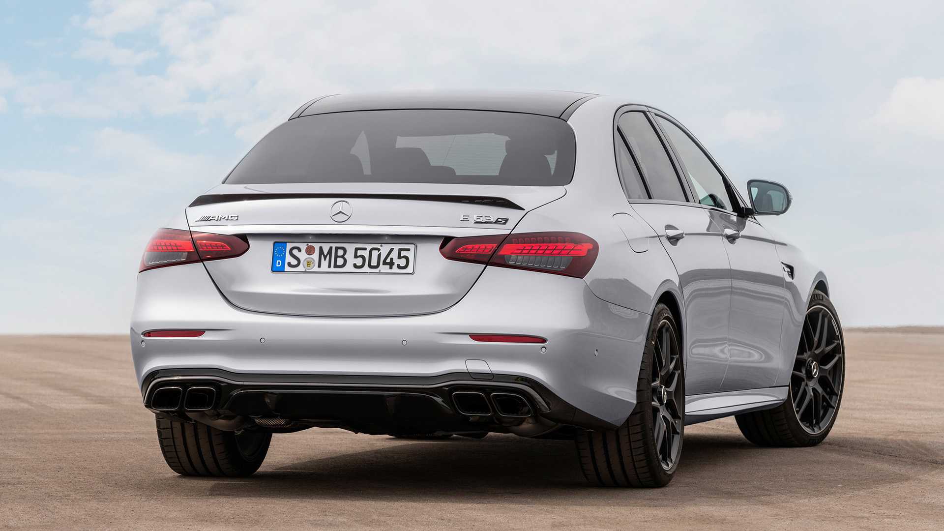 مرسيدس AMG E63 S 2021 المحدثة تنطلق بقوة 612 حصان 2