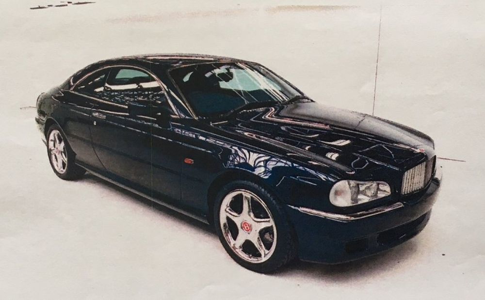 شاهد السيارات النادرة بأسطول سلطان بروناي شاهد السيارات النادرة بأسطول سلطان بروناي 3