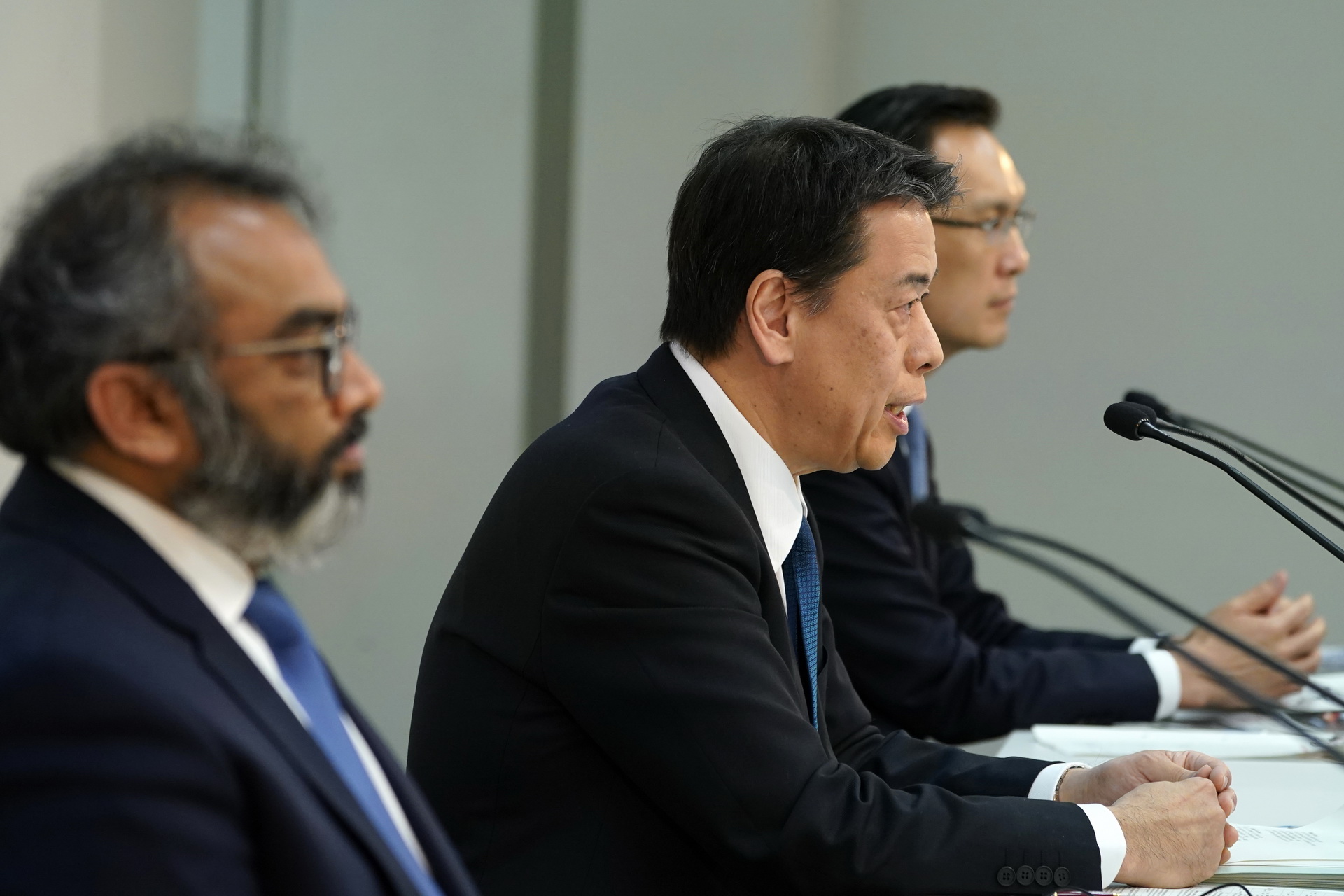 صراع جديد على السلطة في نيسان! إليك التفاصيل صراع جديد على السلطة في نيسان! إليك التفاصيل 3