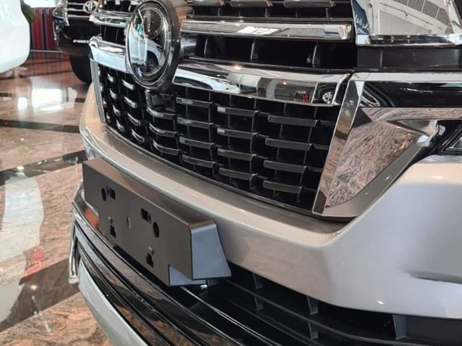 وصول تويوتا لاندكروزر 2021 إلى دول الخليج 3