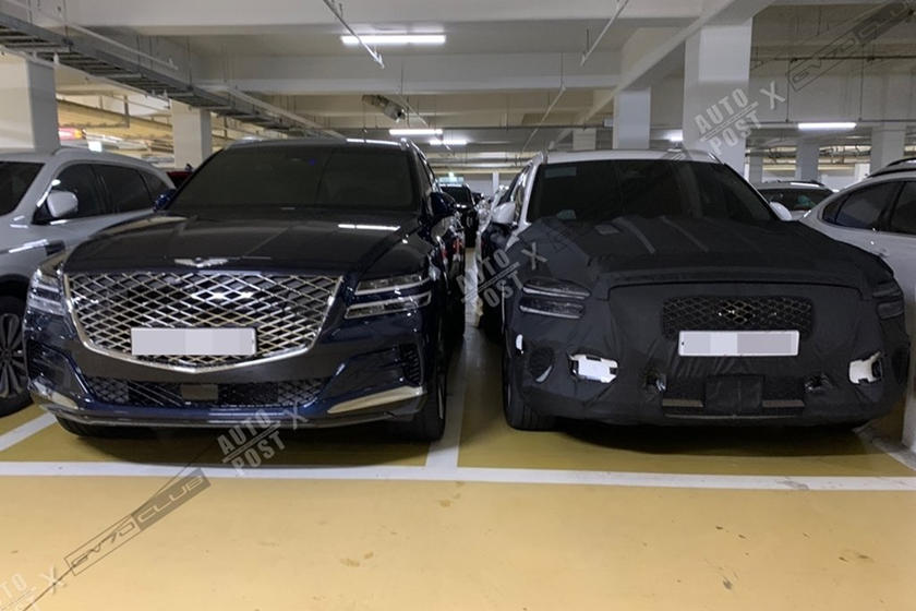 مقارنة جينيسيس GV70 القادمة و GV80 في الحجم