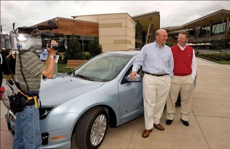 أبرز المشاهير الذين يفضلون قيادة سيارات رخيصة أبرز المشاهير الذين يفضلون قيادة سيارات رخيصة 3