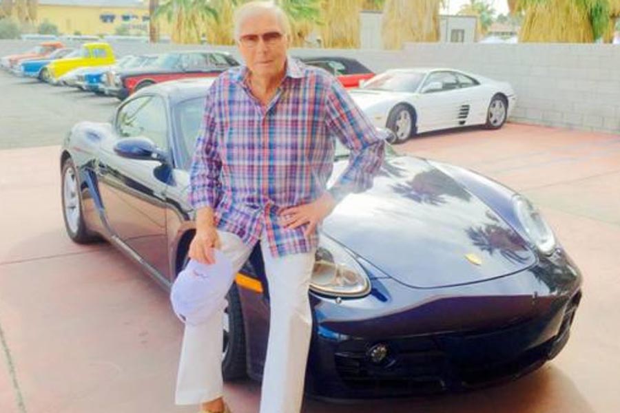 تعرف على السيارات التي يقودها أبطال أفلام باتمان بالواقع تعرف على السيارات التي يقودها أبطال أفلام باتمان بالواقع 2