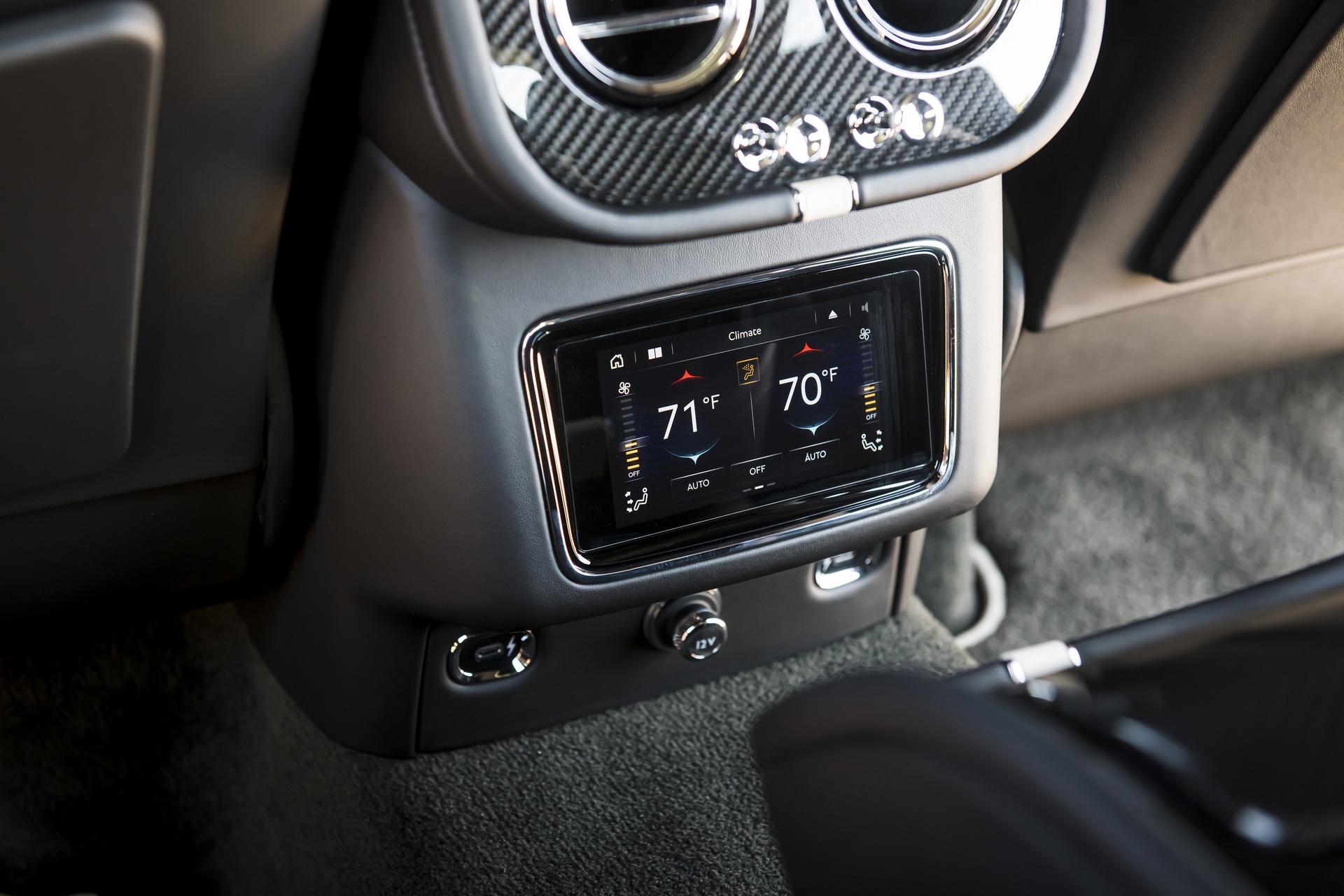 بنتلي بنتايجا سبيد 2021 فيس ليفت تنطلق رسمياً 17