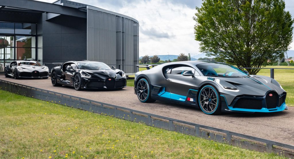 "بالصور" بوجاتي ديفو بسعر 22.1 مليون ريال يبدأ تسليمها للعملاء "بالصور" بوجاتي ديفو بسعر 22.1 مليون ريال يبدأ تسليمها للعملاء 8