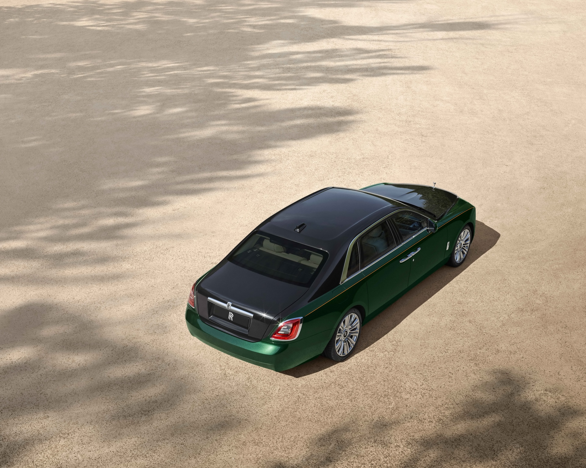 رولزرويس جوست 2021 نسخة قاعدة العجلات الطويلة تكشف نفسها 3