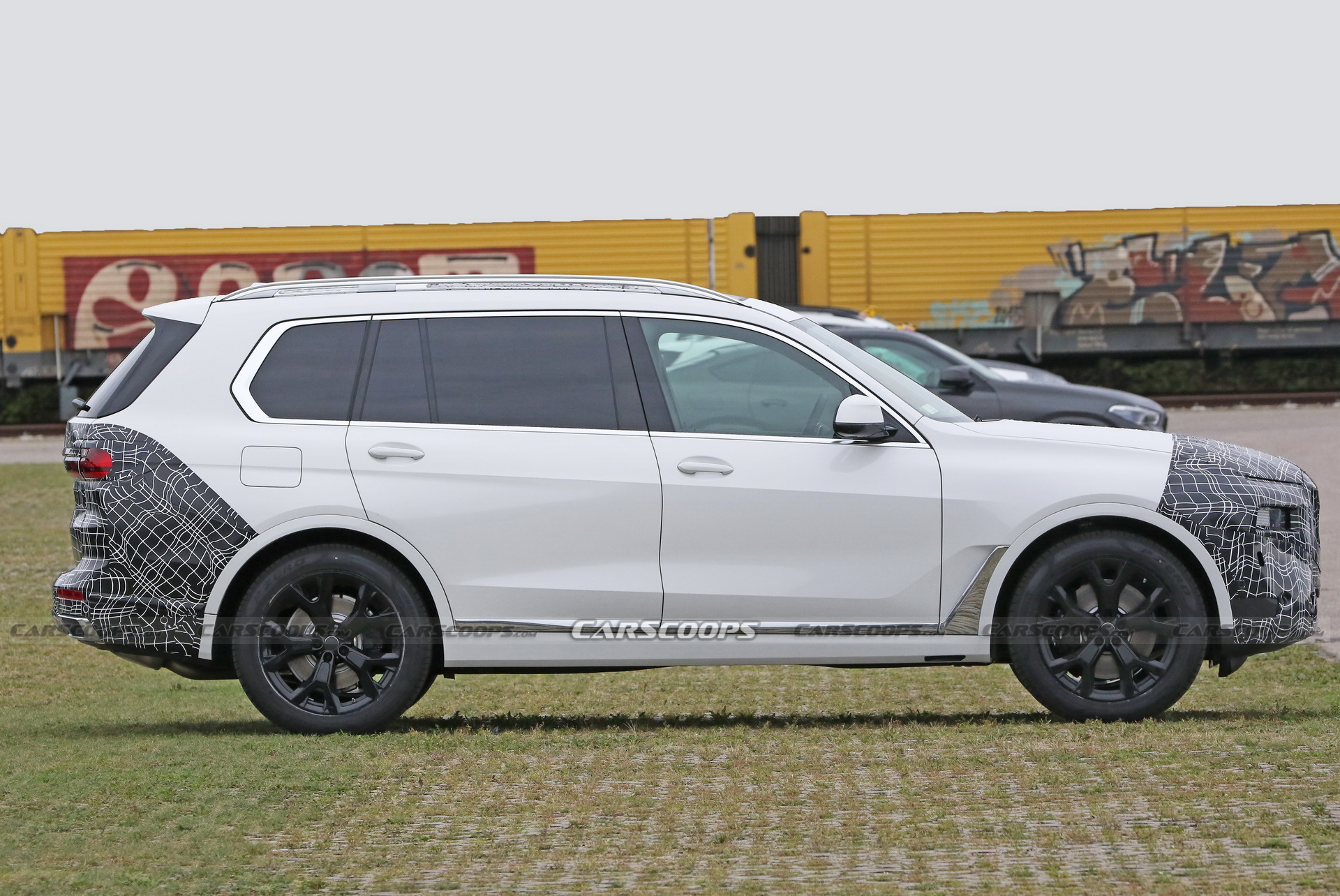 بي ام دبليو X7 فيس ليفت تظهر أثناء اختبارها 12