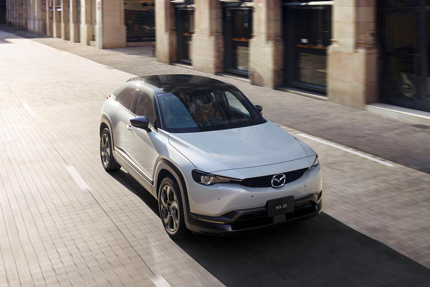 مازدا تعلن رسمياً عودة المحرك الروتاري مازدا تعلن رسمياً عودة المحرك الروتاري 16