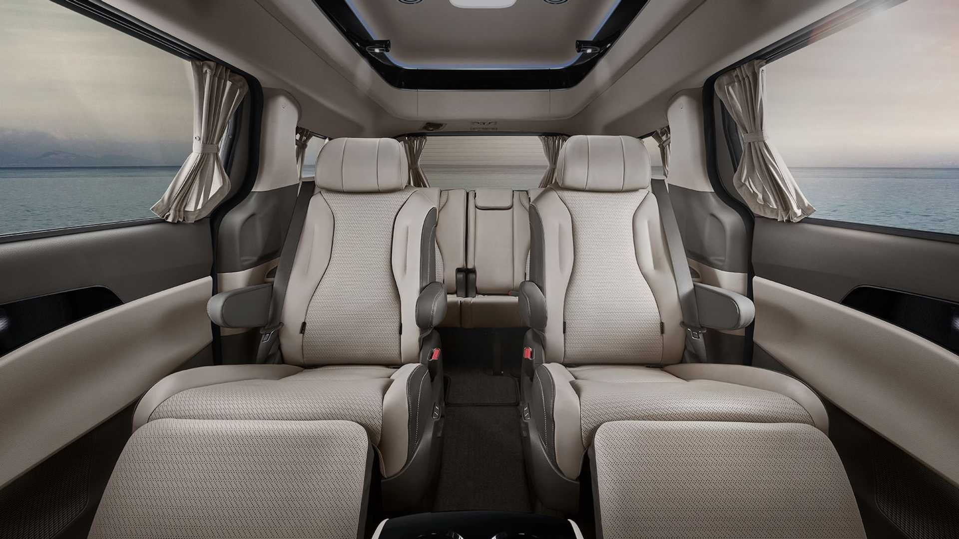 كيا كرنفال 2021 تحصل على نسخة ليموزين فاخرة 2