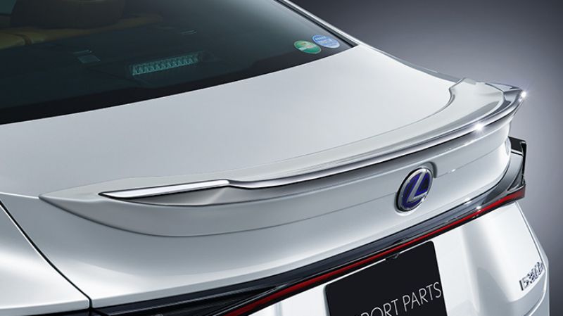 لكزس IS 2021 تحصل على تعديلات TRD وموديليستا 11