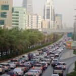 تعرف على غرامة مخالفة عدم الالتزام بالمسارات 1