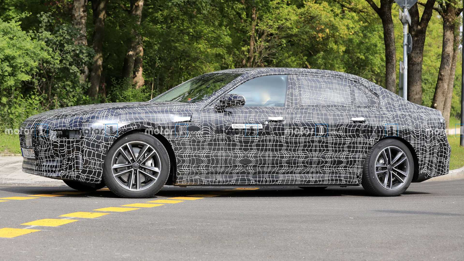 تسريب مواصفات بي ام دبليو i7 الكهربائية بالكامل 5