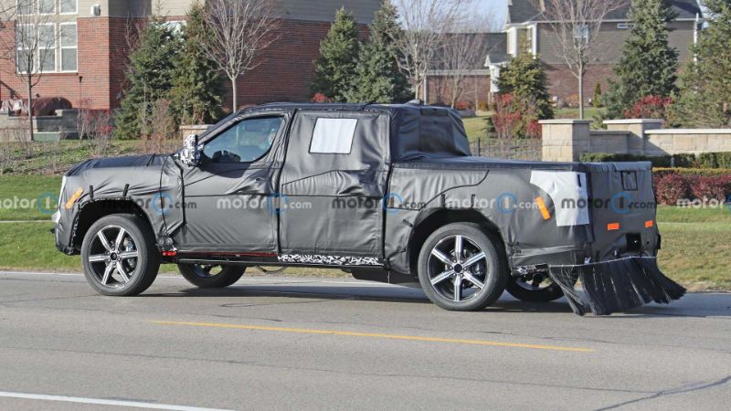 تويوتا تندرا 2022 تظهر أثناء اختبارها في لقطات تجسسية تويوتا تندرا 2022 تظهر أثناء اختبارها في لقطات تجسسية 15