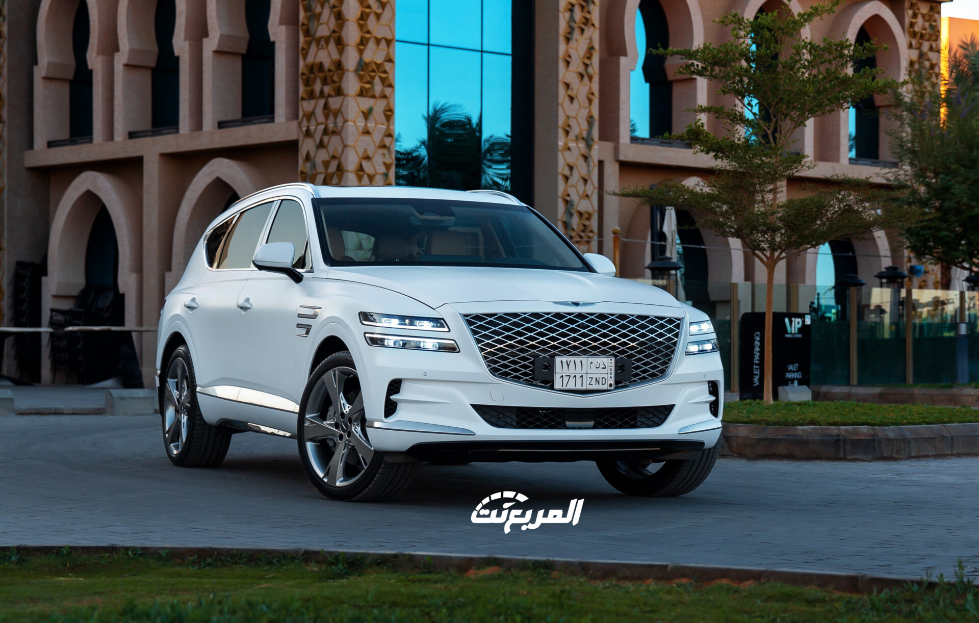 تعرف على أهم مواصفات جينيسيس GV80 الجديدة