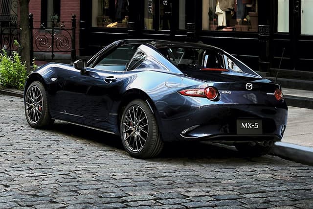 مازدا تقدم فئة رياضية جديدة لـ MX-5 2021 مازدا تقدم فئة رياضية جديدة لـ MX-5 2021 15