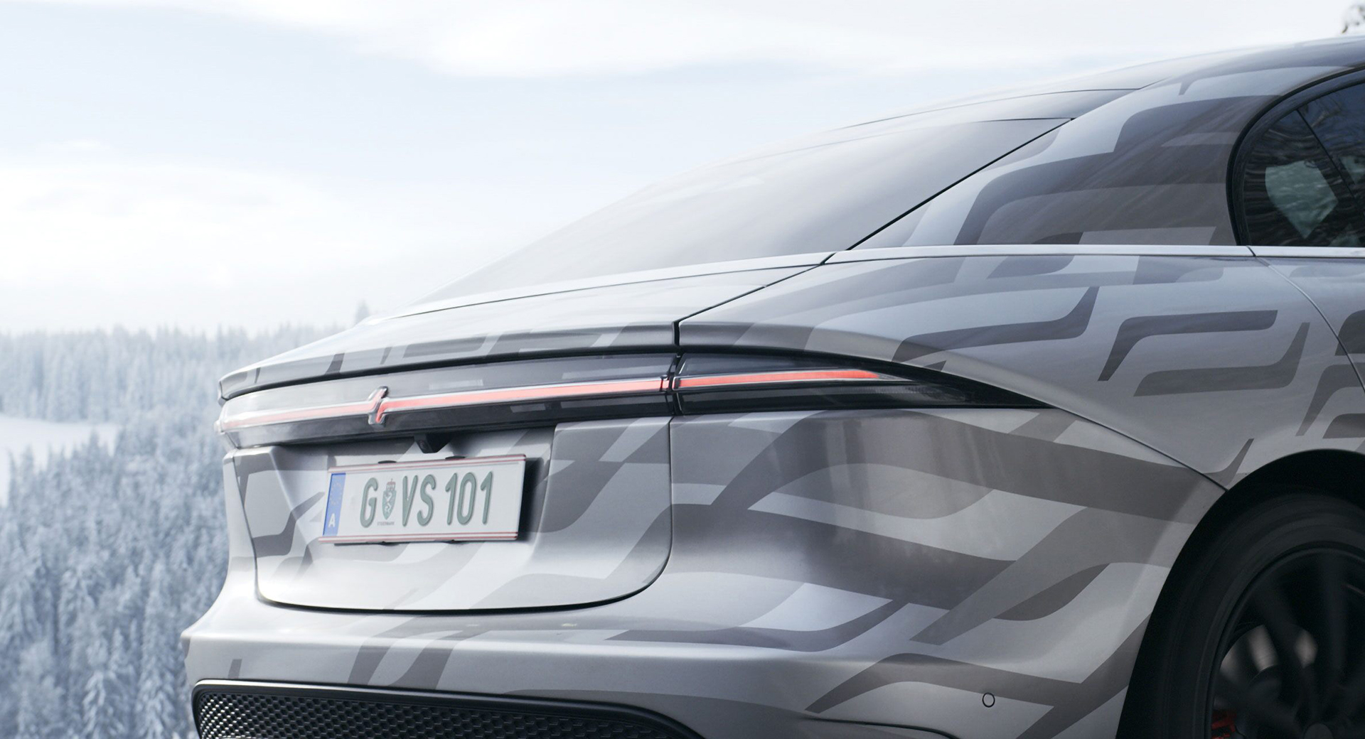 سوني تبدأ باختبار سيارتها فيجن S في الطرق العامة 12