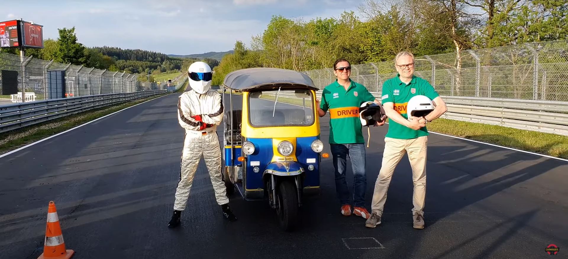 توك توك بتقنية كوينيجسيج يسجل رقم قياسي على نوربورجرينج! توك توك بتقنية كوينيجسيج يسجل رقم قياسي على نوربورجرينج! 12