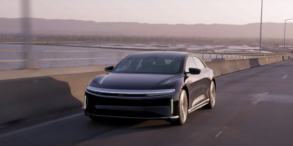 شاهد تجربة قيادة لوسيد إير الجديدة من رئيس الشركة