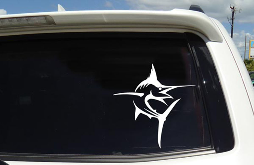 4 طرق بسيطة لإزالة الملصقات عن زجاج السيارة 4 طرق بسيطة لإزالة الملصقات عن زجاج السيارة 3