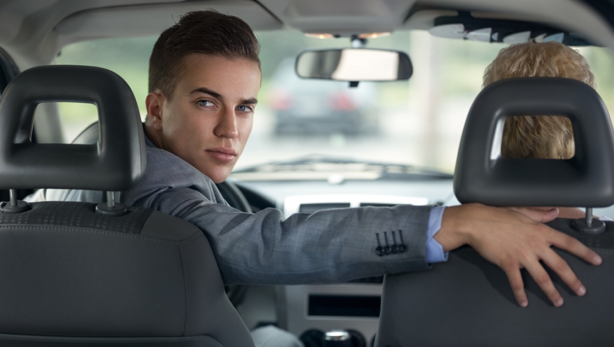 نصائح هامة لتفادي خطورة النقاط العمياء أثناء القيادة 4