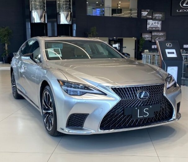 “عروض رمضان” لكزس LS 2021 متاحة بعرض 50-50 بأجور تمويل 0.60% “عروض رمضان” لكزس LS 2021 متاحة بعرض 50-50 بأجور تمويل 0.60% 11