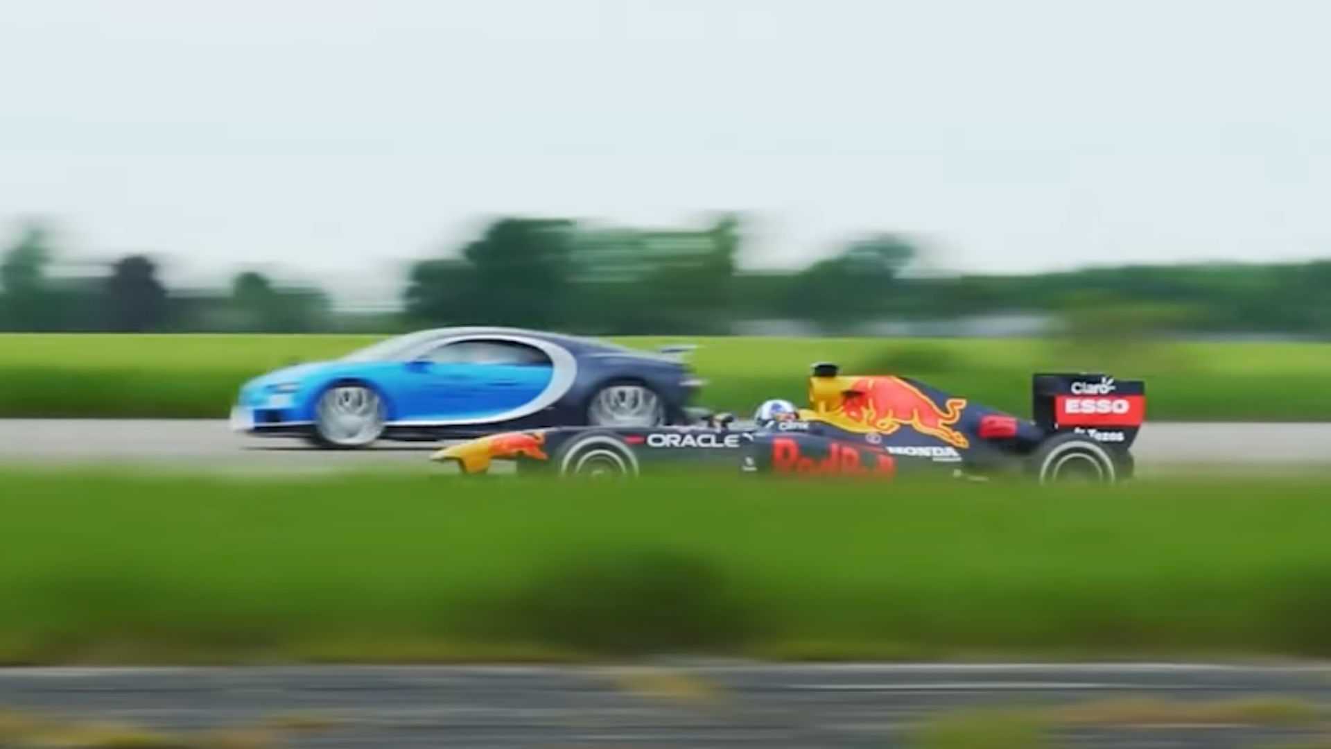 شاهد بوجاتي شيرون في سباق مع سيارة فورمولا 1