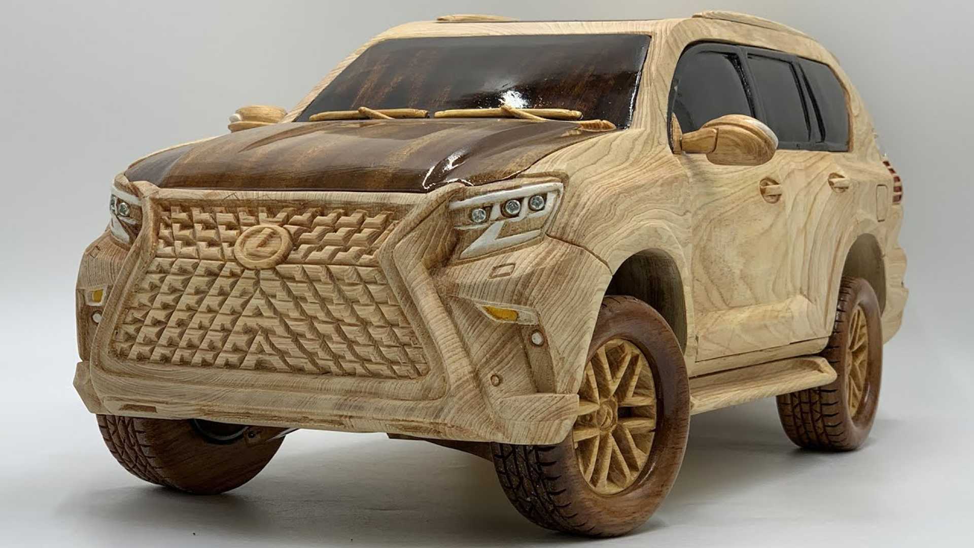 شاهد تصميم نموذج خشبي متقن للكزس GX 460