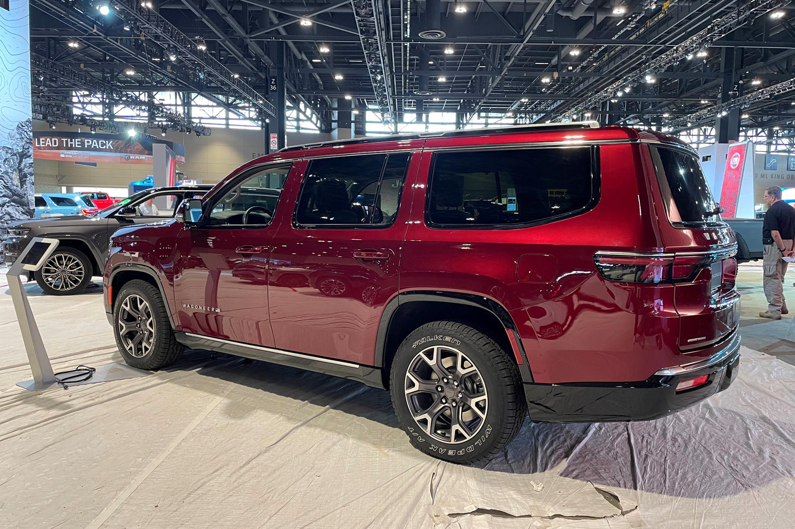 جيب جراند واجونير 2022 تستعد لمنافسة كاديلاك اسكاليد 6