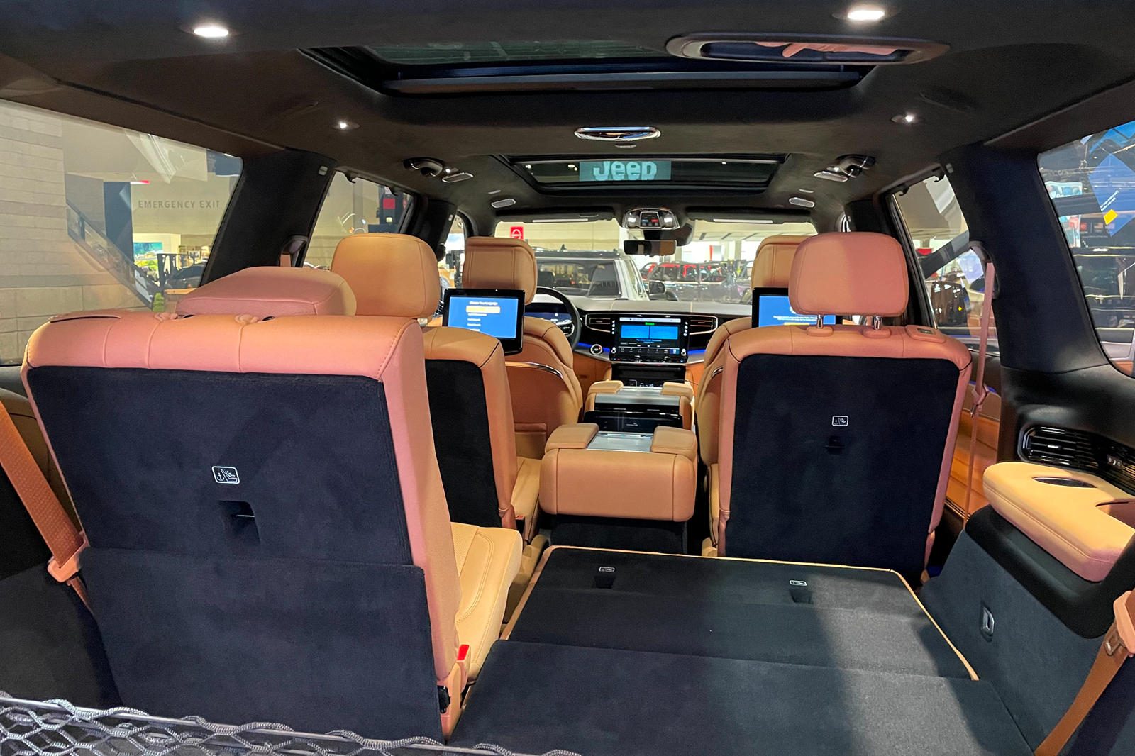 جيب جراند واجونير 2022 تستعد لمنافسة كاديلاك اسكاليد 15