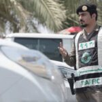 "المرور" يلزم على قائد السيارة السير بالجانب الأيمن من الطريق في خمس حالات 2