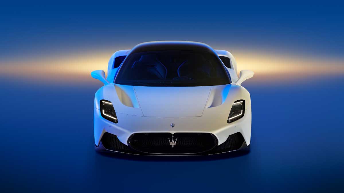 ستيلانتس تكشف مستقبل سيارات ألفاروميو ومازيراتي وكرايسلر 1