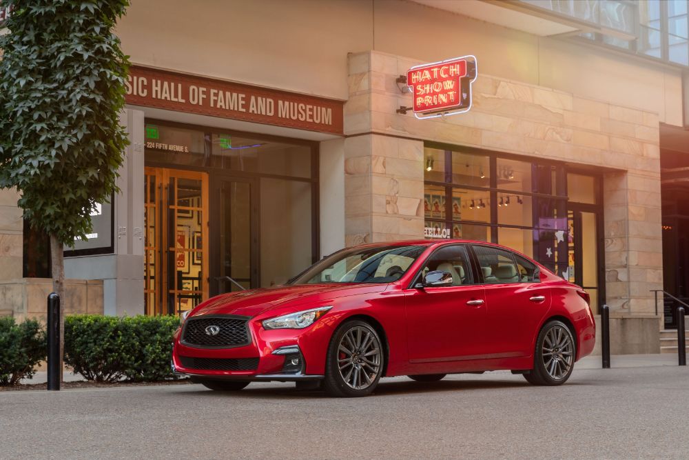 أداء استثنائي: إنفينيتي الشرق الأوسط تبرز المميزات المتطورة الجديدة لطرازي Q50 وQ60 RED SPORT 400 لعام 2021