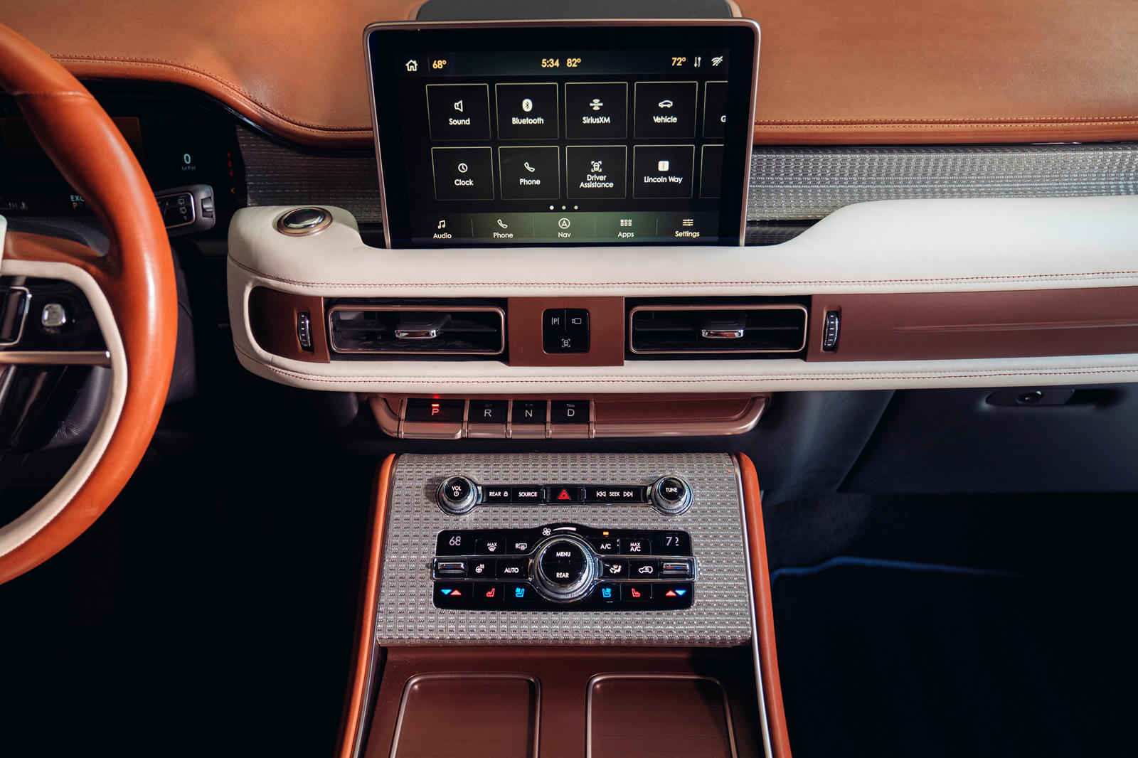 لينكون أفياتور تحصل على إصدار اختباري خاص بلمسات حصرية 7