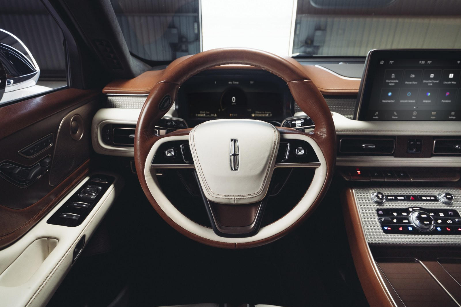 لينكون أفياتور تحصل على إصدار اختباري خاص بلمسات حصرية 19