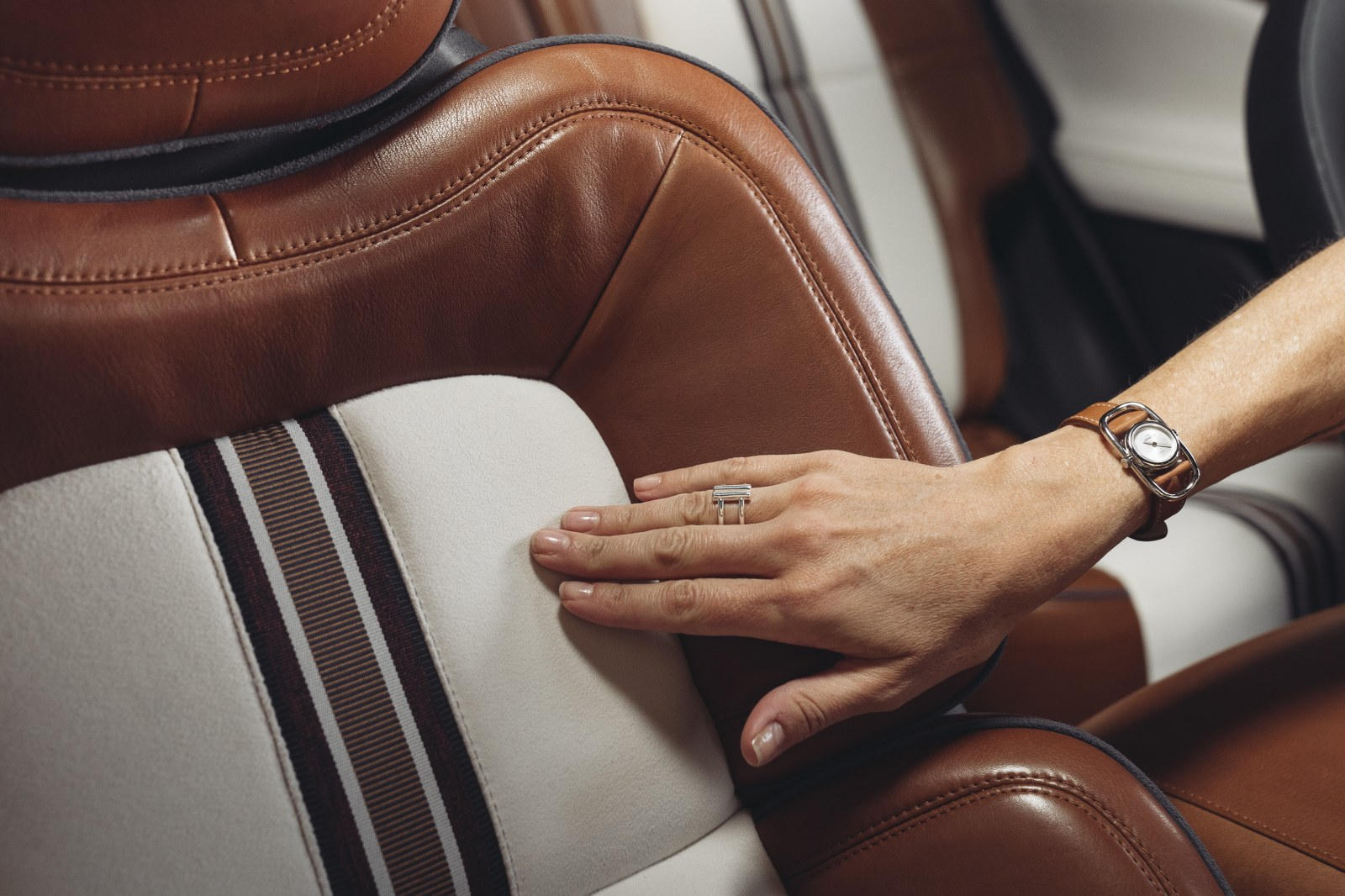 لينكون أفياتور تحصل على إصدار اختباري خاص بلمسات حصرية 20