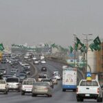ضوابط القيادة الآمنة على الطرق في المملكة 1
